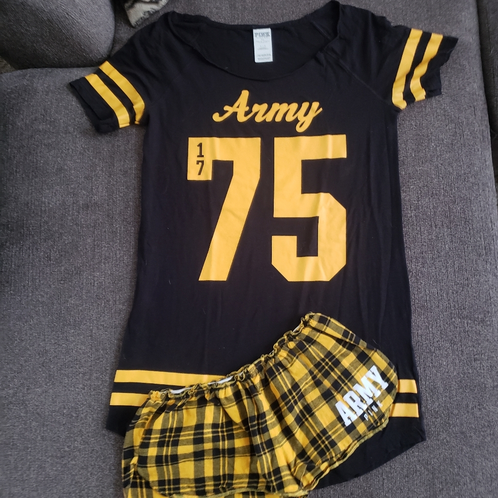 Vs pink army pj's